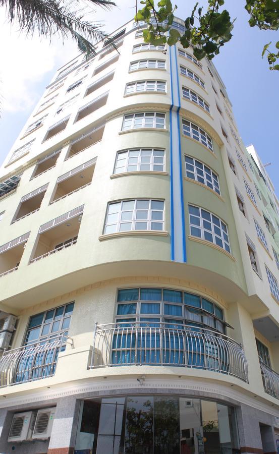 Surfview Raalhugandu Hotel Malé Buitenkant foto
